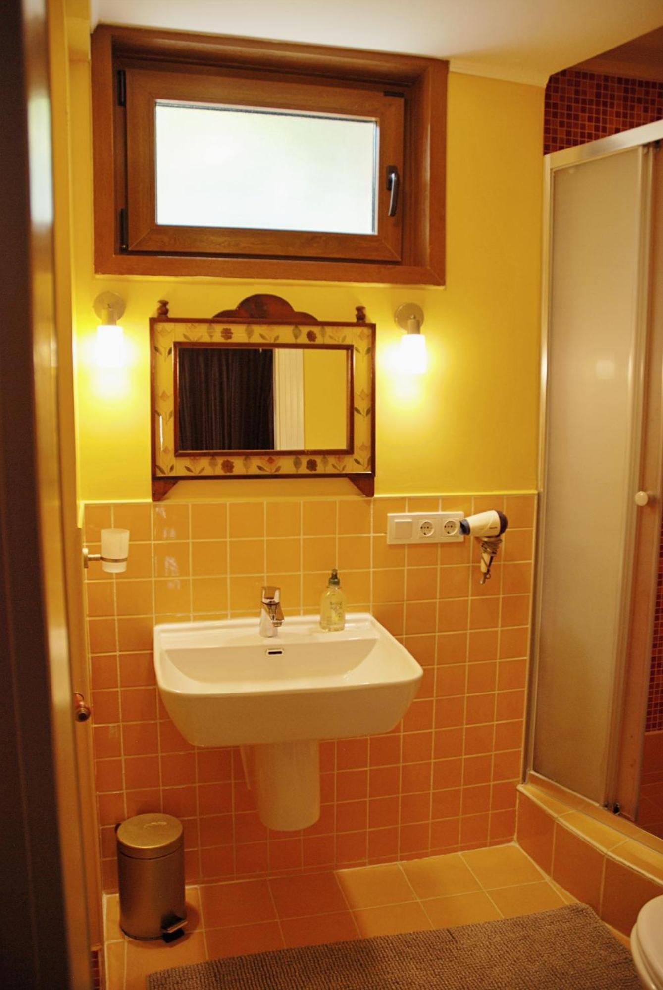 L'Isola Guesthouse (Adults Only) Heybeliada Eksteriør bilde