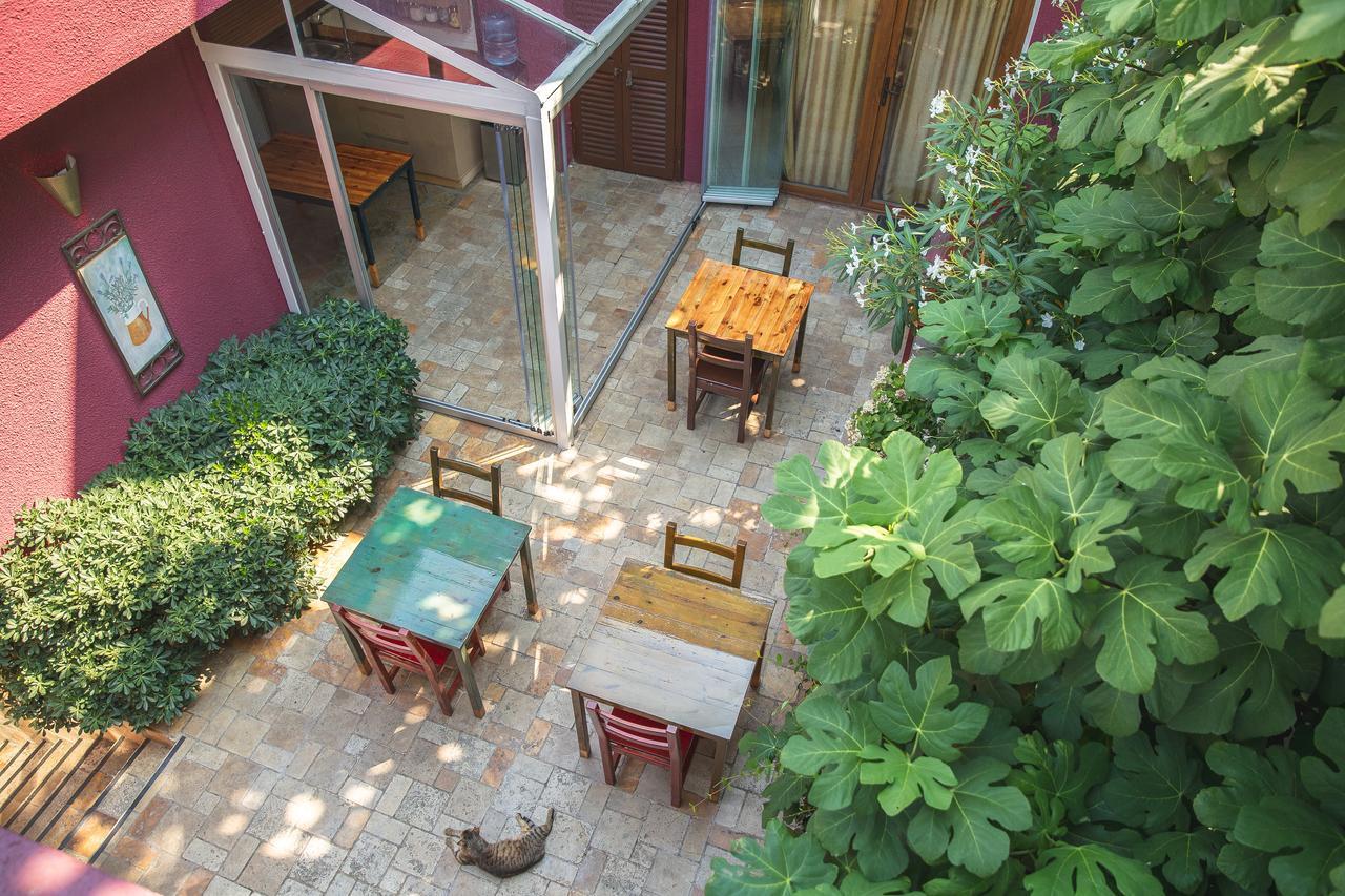 L'Isola Guesthouse (Adults Only) Heybeliada Eksteriør bilde