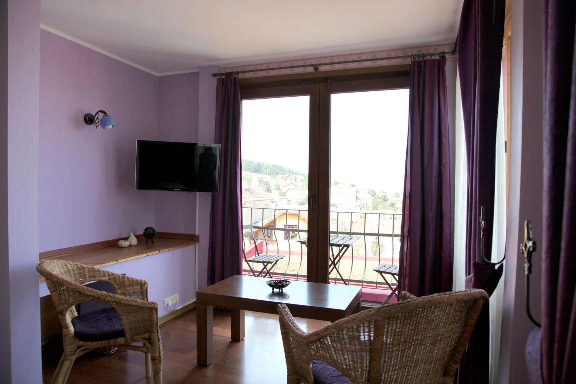 L'Isola Guesthouse (Adults Only) Heybeliada Eksteriør bilde